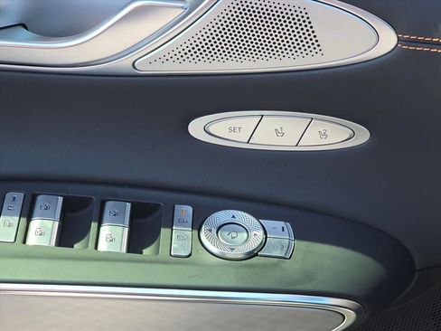 New 2026 Genesis GV70 2.5T Sport Prestige w/ G1 Accessory Package image 17