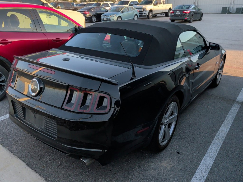 Used 2014 Ford Mustang GT Premium w/ Electronics Package RWD image 6