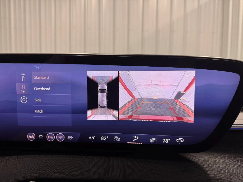 Used 2026 Buick Enclave Preferred w/ Power Package FWD image 31