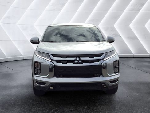 Used 2020 Mitsubishi Outlander Sport SE AWD/4WD image 2