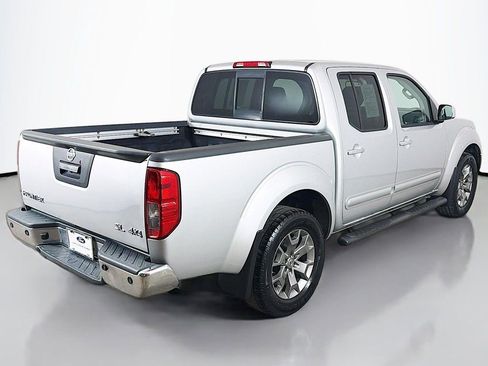 Used 2019 Nissan Frontier SL image 10
