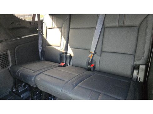 Used 2024 Chevrolet Suburban RST w/ Luxury Package AWD/4WD image 20