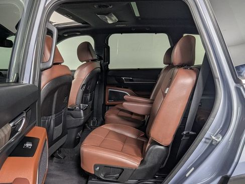 Used 2023 Kia Telluride SX FWD image 26