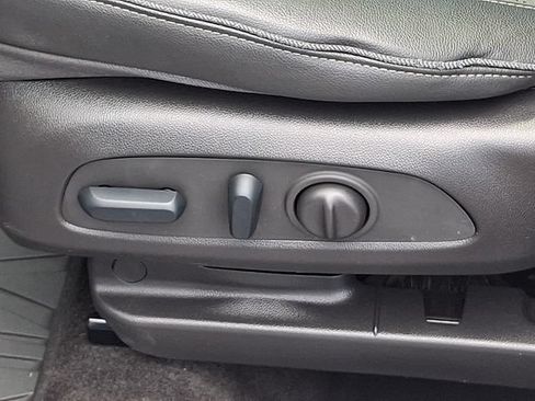 Used 2023 Buick Encore GX Essence w/ Experience Buick Package AWD/4WD image 27