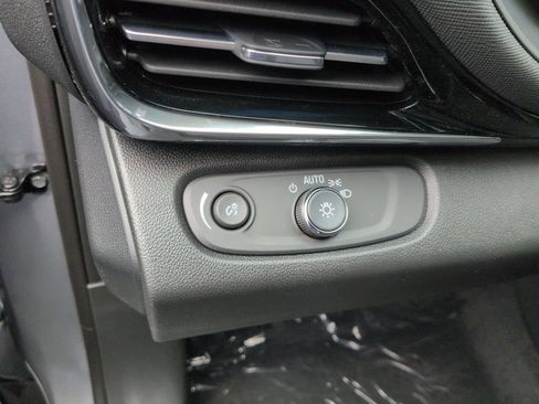New 2026 Buick Envista Sport Touring w/ Convenience I Package FWD image 19
