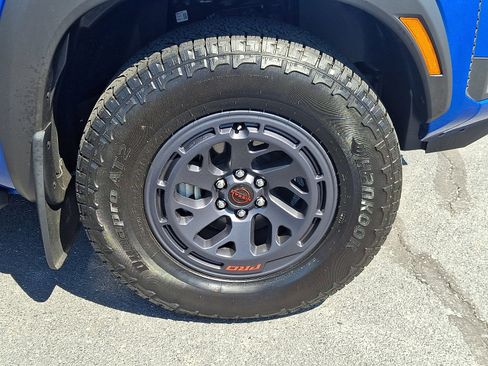 Certified 2025 Nissan Frontier PRO-4X AWD/4WD image 8