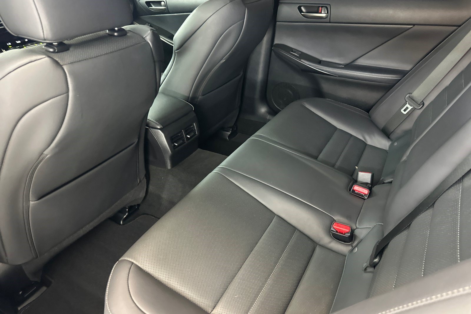 Used 2023 Lexus IS 350 F Sport w/ Memory Package RWD image 24