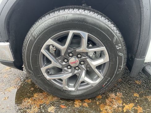 New 2026 GMC Sierra 1500 SLT w/ SLT Premium Package AWD/4WD image 34