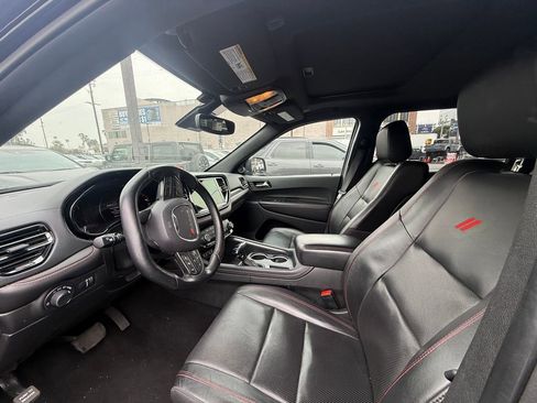 Used 2024 Dodge Durango GT RWD image 5