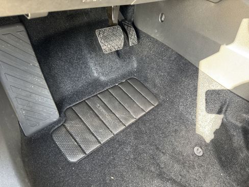 Certified 2026 Volkswagen Tiguan S FWD image 35