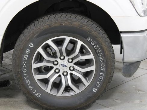 Used 2021 Ford F150 Lariat w/ Trailer Tow Package image 13