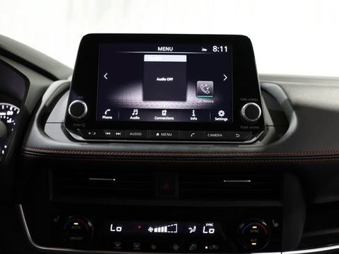 Certified 2025 Nissan Rogue SV AWD/4WD image 21
