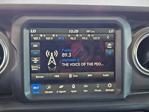 Used 2021 Jeep Wrangler Unlimited Rubicon w/ Cold Weather Group image 11