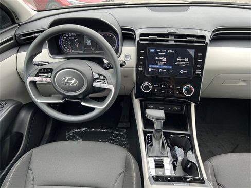 Certified 2023 Hyundai Tucson SEL image 18