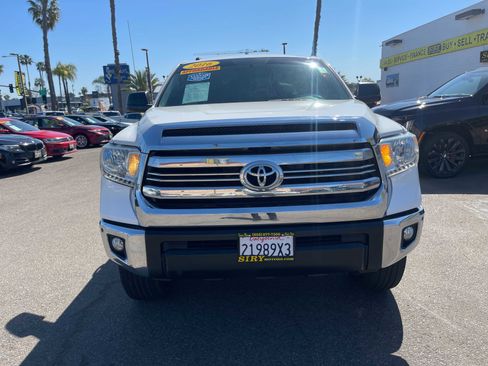 Used 2016 Toyota Tundra SR5 image 8