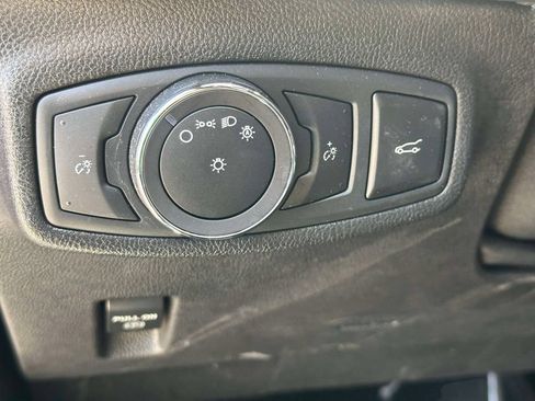 Used 2019 Lincoln MKC Reserve w/ MKC Climate Package AWD/4WD image 32