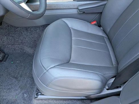 New 2025 Land Rover Range Rover SE image 4