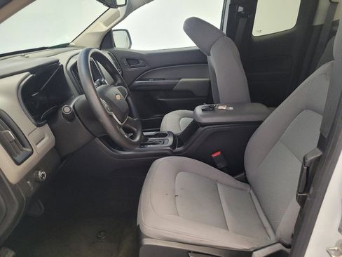 Used 2018 Chevrolet Colorado W/T w/ WT Convenience Package RWD image 17