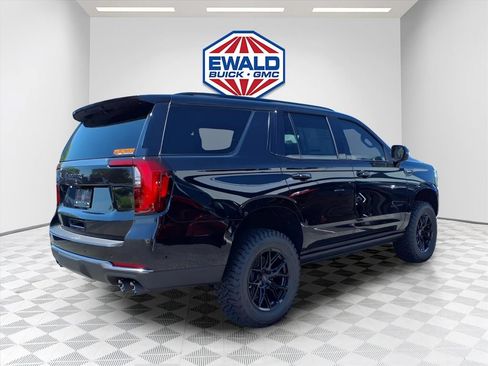 New 2026 GMC Yukon AT4 w/ AT4 Premium Package AWD/4WD image 3