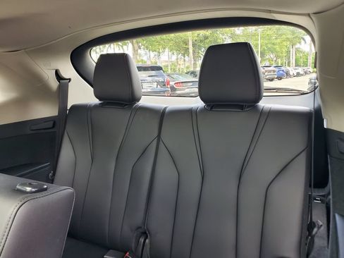 Used 2024 Acura MDX FWD image 14
