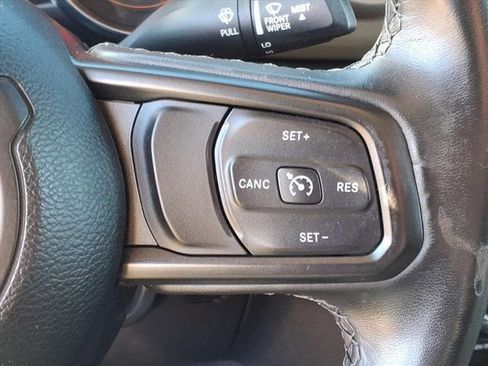 Used 2021 Jeep Gladiator Sport image 24