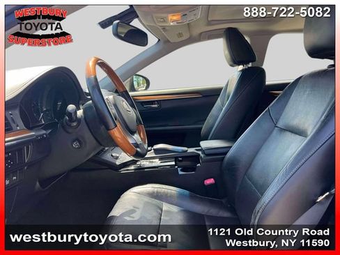 Used 2015 Lexus ES 300h w/ Navigation System Package FWD image 19