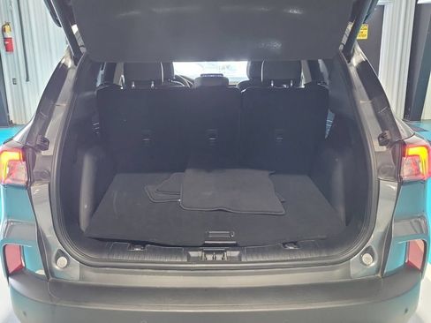 Used 2022 Ford Escape Titanium AWD/4WD image 4