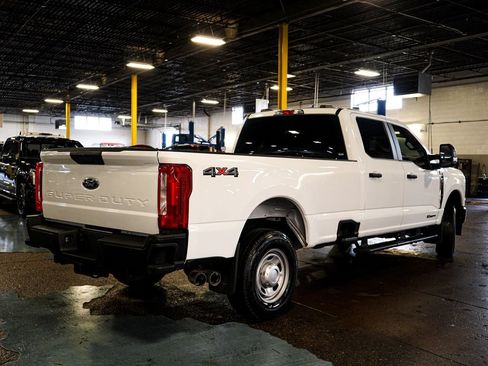 Used 2025 Ford F250 XL AWD/4WD image 4
