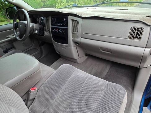Used 2005 Dodge Ram 1500 Truck SLT image 13