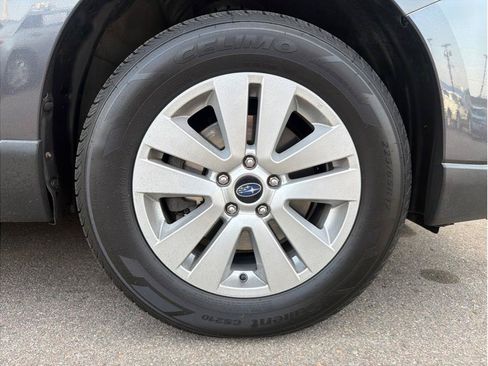 Used 2019 Subaru Outback 2.5i Premium AWD/4WD image 24