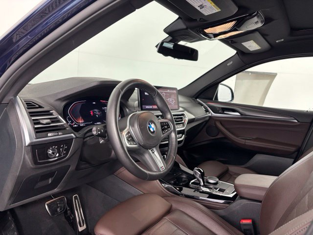 Certified 2024 BMW X4 xDrive30i w/ Premium Package AWD/4WD image 9