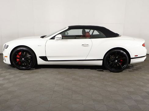 Used 2023 Bentley Continental GT Azure image 16