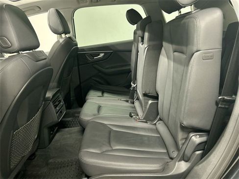 Used 2023 Audi Q7 2.0T Premium w/ Convenience Package image 23