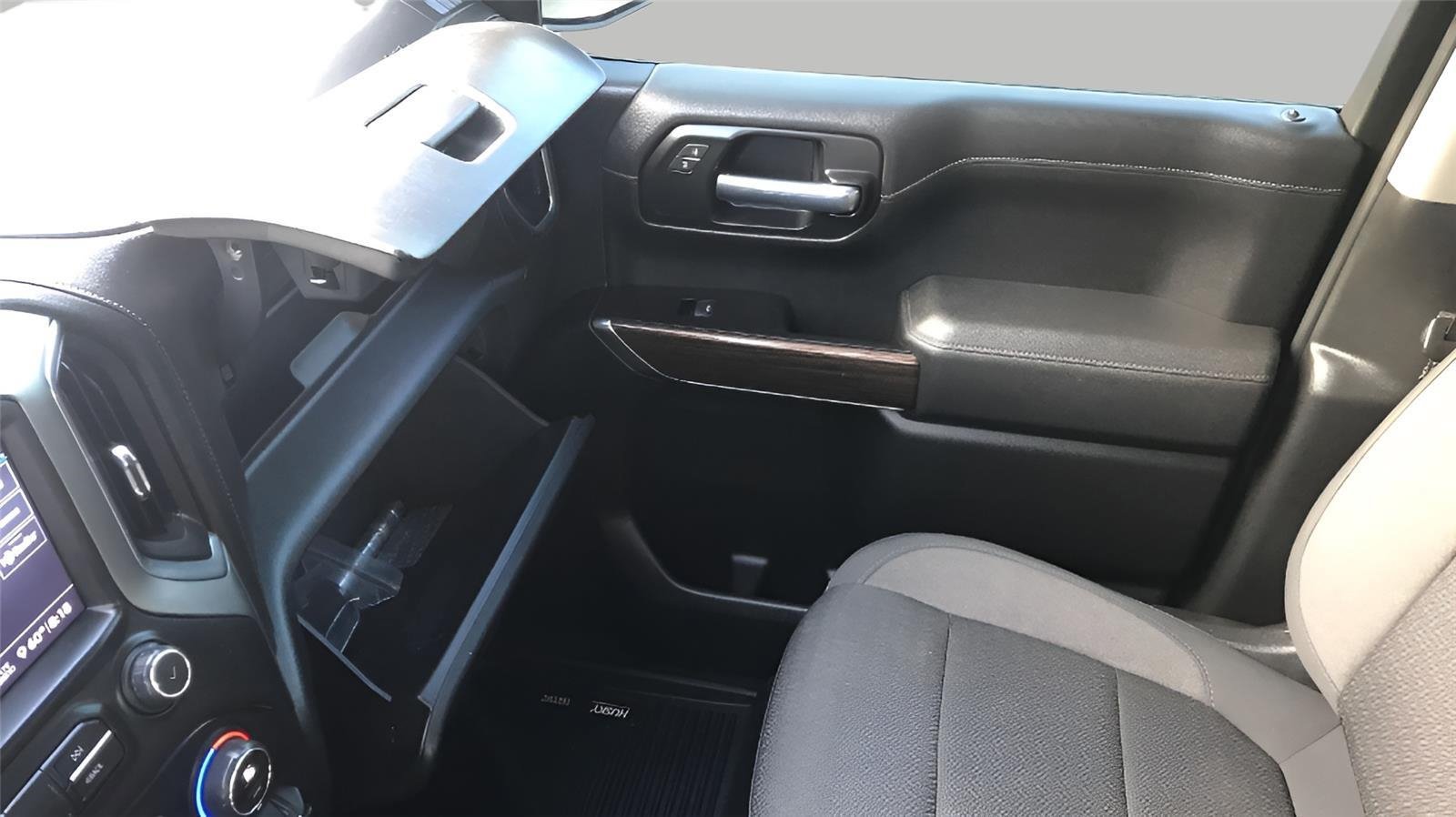 Used 2020 Chevrolet Silverado 1500 RST AWD/4WD image 57