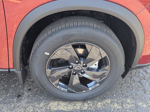 New 2026 Nissan Rogue SV AWD/4WD image 42