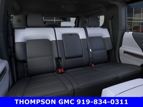 New 2025 GMC Hummer EV 3X w/ LPO, Dark Essentials Package image 17