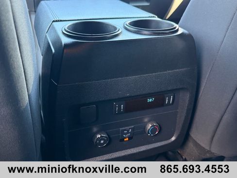 Used 2017 Ford Expedition XLT RWD image 18