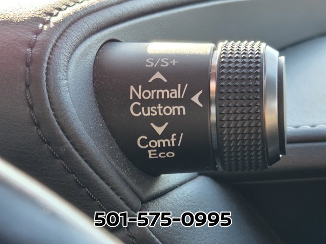 Used 2021 Lexus LS 500 w/ Accessory Package (Z2) RWD image 33