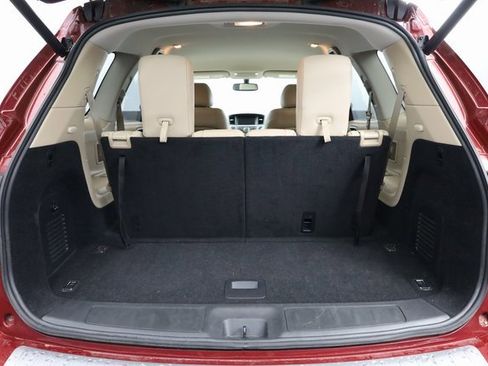 Used 2020 Nissan Pathfinder SL image 27