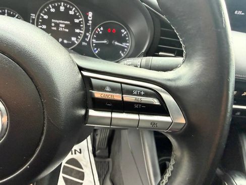 Used 2022 MAZDA MAZDA3 s AWD/4WD image 21