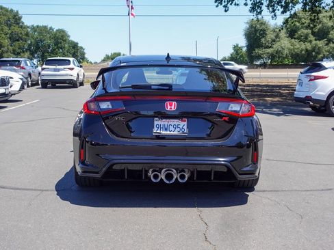 Used 2023 Honda Civic Type R image 7