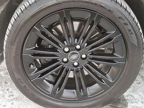 Certified 2026 Land Rover Range Rover Evoque S image 8