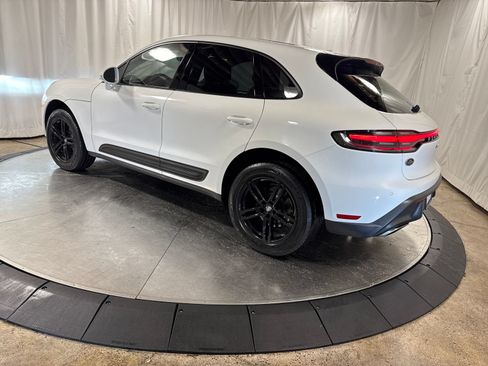 Used 2024 Porsche Macan AWD/4WD image 7