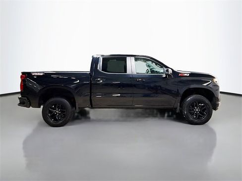 Used 2020 Chevrolet Silverado 1500 LT Trail Boss w/ Convenience Package image 6