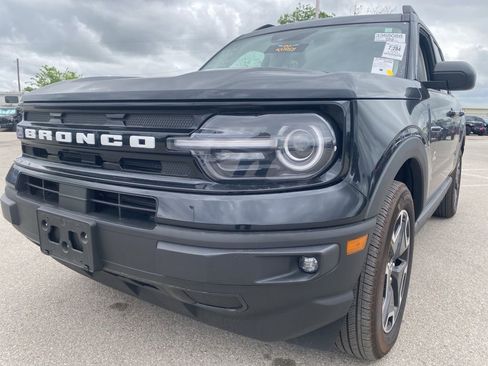 Used 2024 Ford Bronco Sport Outer Banks w/ Tech Package image 3