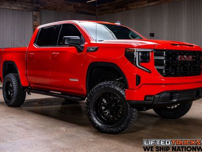 Used 2025 GMC Sierra 1500 Elevation