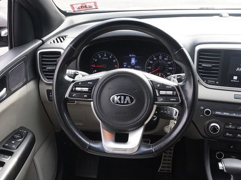 Used 2020 Kia Sportage S AWD/4WD image 40