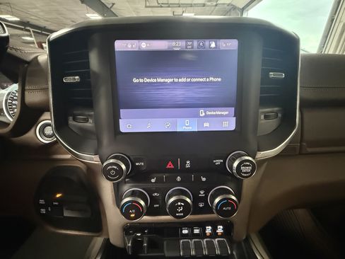 Used 2022 RAM 3500 Laramie AWD/4WD image 25