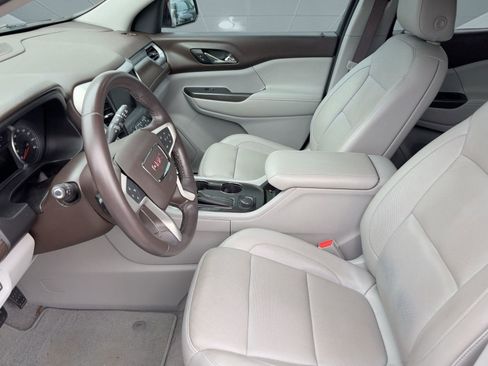 Used 2017 GMC Acadia SLT image 5