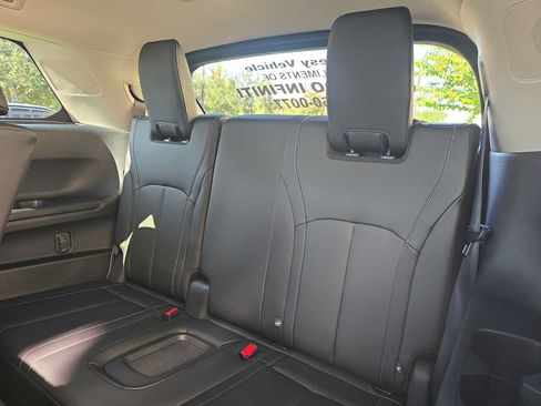 Certified 2026 INFINITI QX60 Luxe w/ Family Package FWD image 8